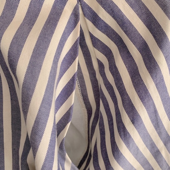 Zara pinstripe circle skirt with white snap buttons and pockets! Size XS - Picture 4 of 9